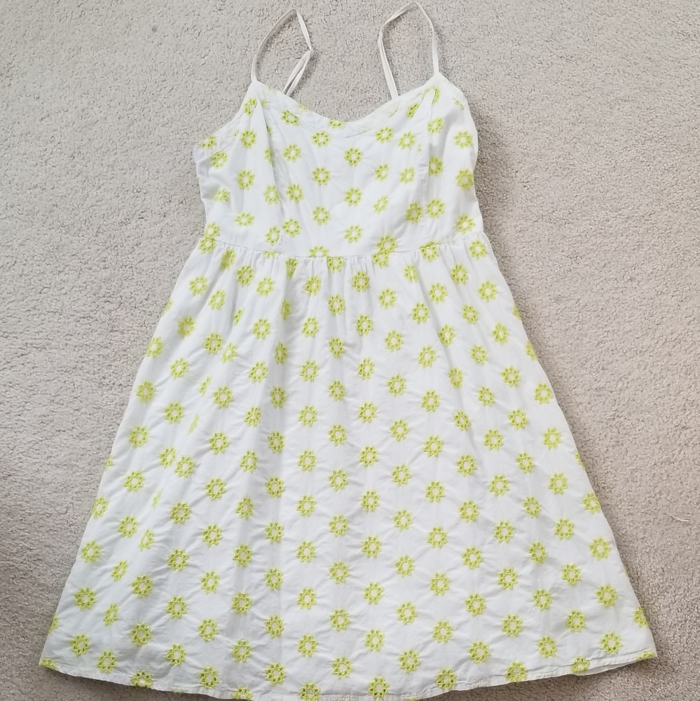 Old Navy eyelet dress - XSP